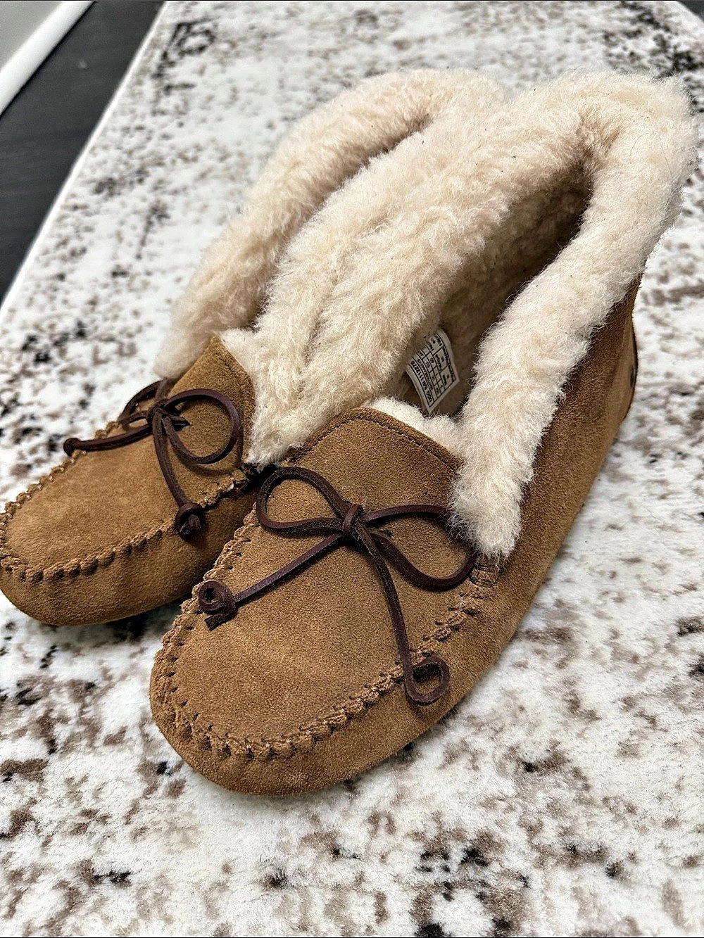 UGG Ansley Slipper Brown camel Suede Shearling Slippers